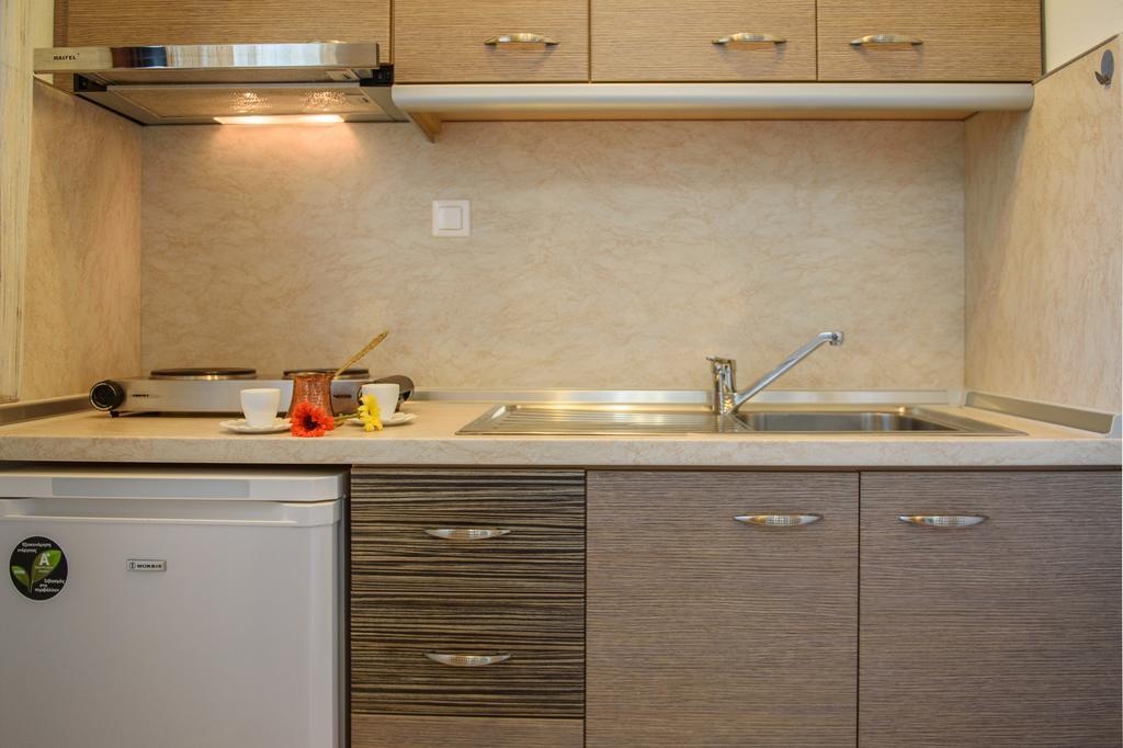 Rodon Garden 2 Apartment Sarti Exterior photo
